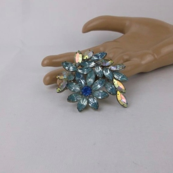 Stunning Vintage 1960s Juliana style Rhinestone Brooch - Picture 2 of 3